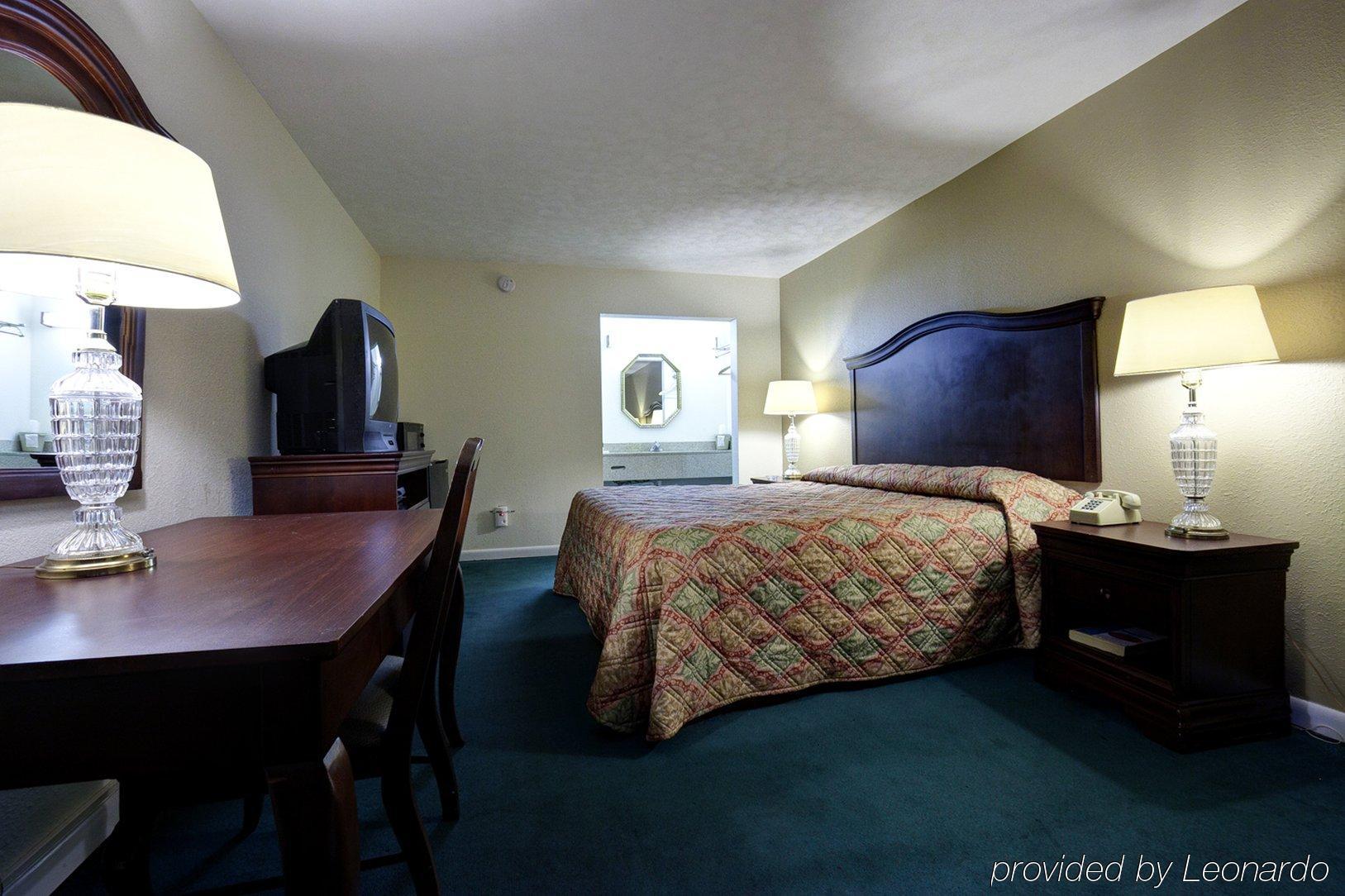 Americas Best Value Inn - Port Jefferson Station - Long Island Chambre photo