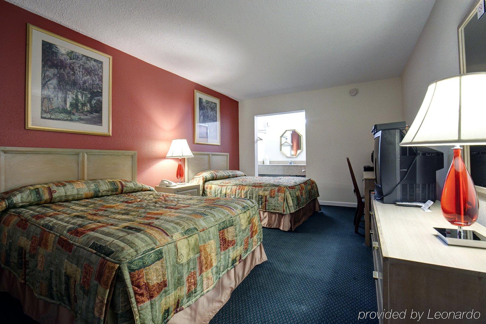 Americas Best Value Inn - Port Jefferson Station - Long Island Chambre photo